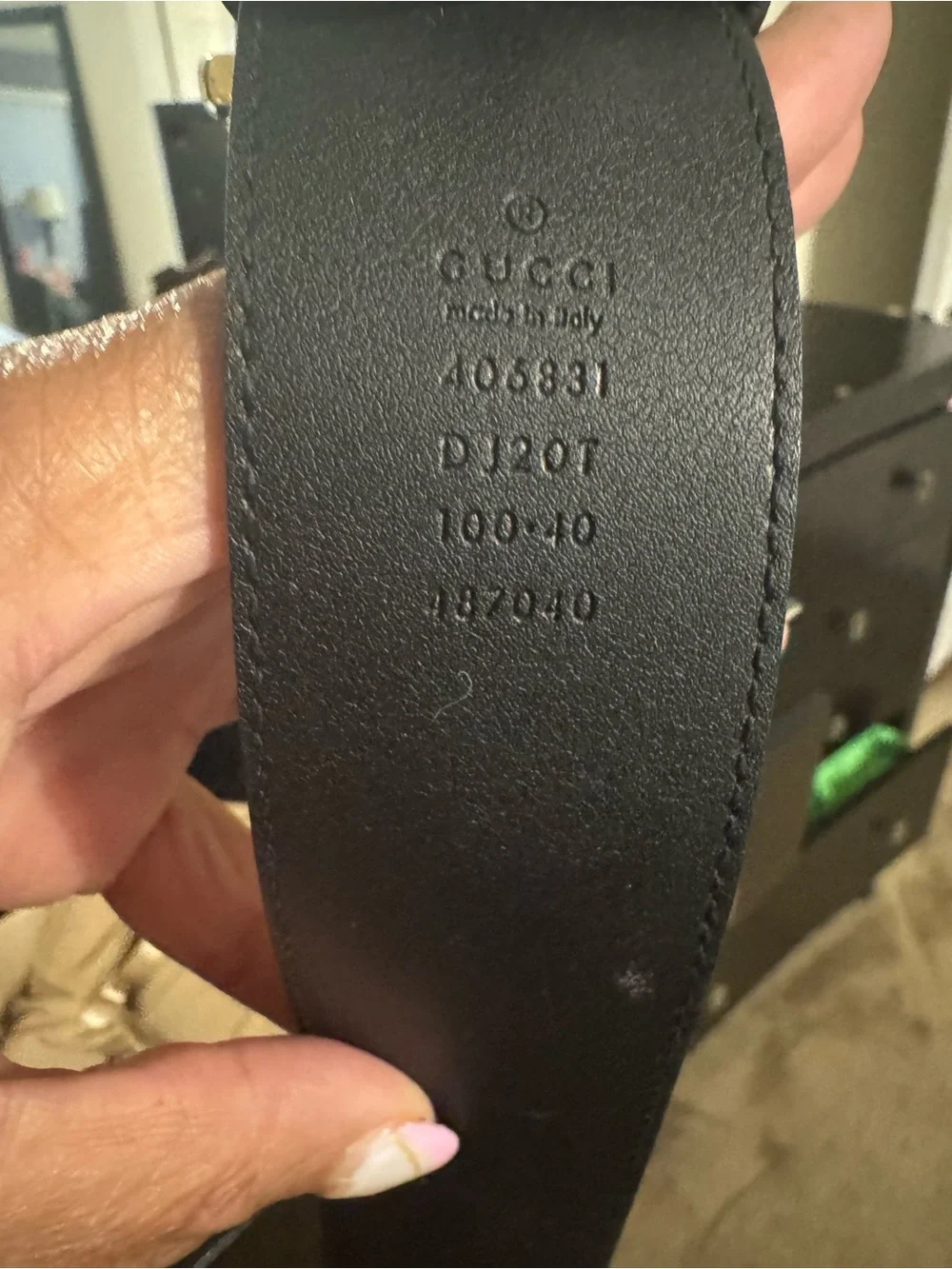 Gucci Black Smooth Leather Belt with Debossed Logo